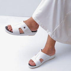 Luxury Arabic Sandals with Side Tie