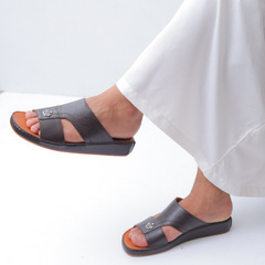 Luxury Arabic Sandals with Center Buckles