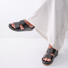 Luxury Arabic Sandals with Crown