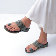 Luxury Arabic Sandals with Center Buckles | Medicated Socks Edition