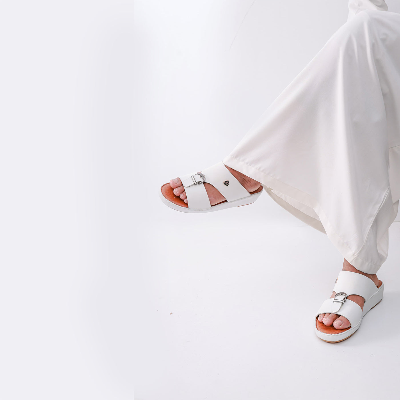 515-NR- White Premium Arabic Sandal for Men