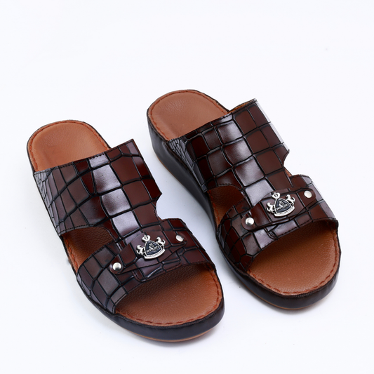 Luxury Arabic Sandals with Center Buckles