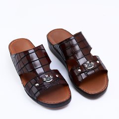 Luxury Arabic Sandals with Center Buckles