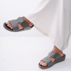 Luxury Arabic Sandals with Crown